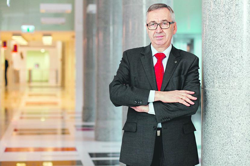 NADZIEJE I SZACUNKI: NADZIEJE I SZACUNKI: