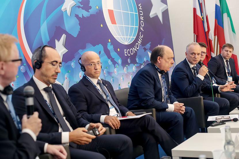 INWESTYCJE I WSPÓŁPRACA: INWESTYCJE I WSPÓŁPRACA: