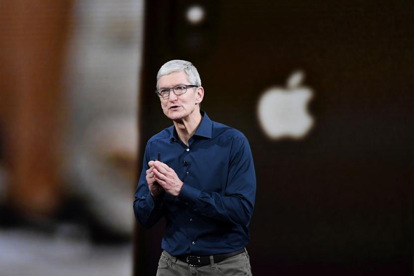 Tim Cook, prezes Apple Tim Cook, prezes Apple
