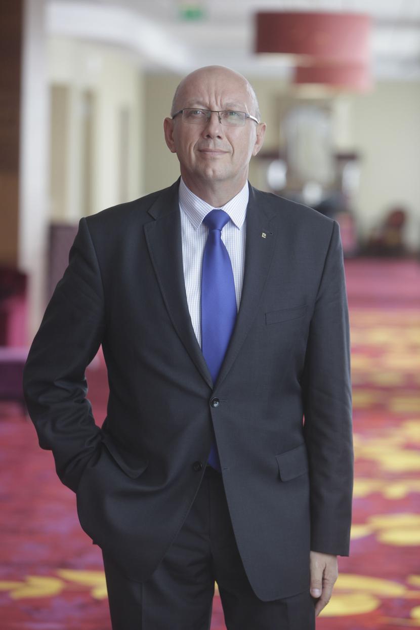 WYPEŁNIĆ LUKĘ: WYPEŁNIĆ LUKĘ: