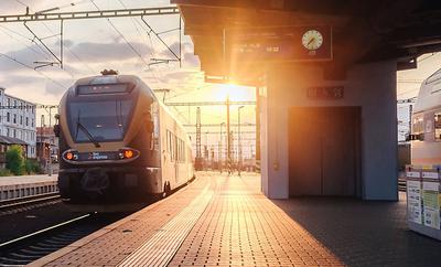 Pociągi czeskiego Leo Express już jeżdżą po polskich torach. Ma być ich więcej. Konkurować będą nie tylko z polskimi firmami, ale też z innym czeskim przewoźnikiem — RegioJet.