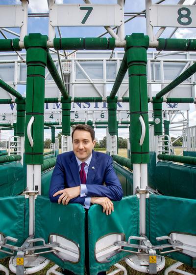 SEGMENT SEGMENTOWI NIERÓWNY: Marian Ziburske, prezes Westminstera, zapewnia, że spółka nie jest zainteresowana obiektami komercyjnymi, w których ma ulokowane tylko 15 proc.funduszy.