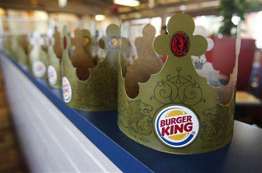 Charakterystyczne korony z logo Burger King Charakterystyczne korony z logo Burger King