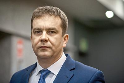 WZROST ORGANICZNY…: Zainwestujemy w rozwój produktów przejmowanych spółek. Przeznaczymy na to łącznie kilka milionów złotych. Chcemy zintegrować spółki, uzupełnić ich kompetencje, przebudować sprzedaż — mówi Paweł Sujecki, prezes ProService’u (z lewej).