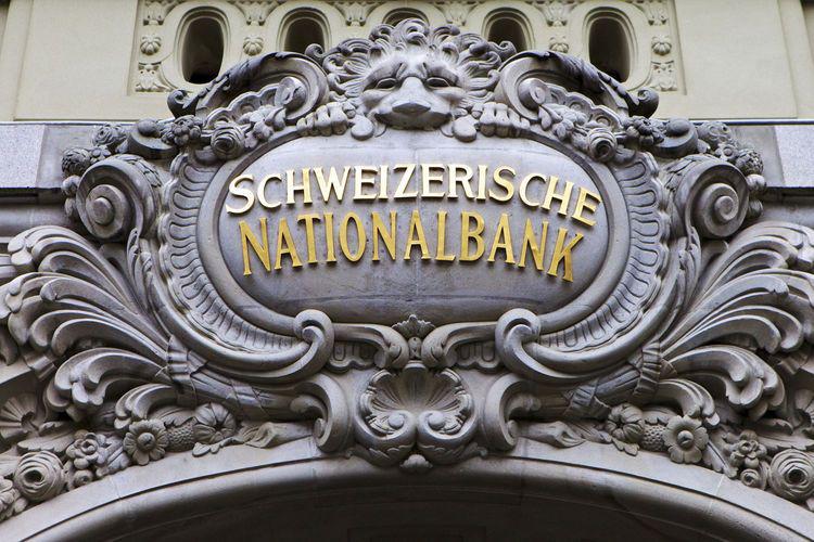 Szwajcarski Bank Narodowy (SNB) Szwajcarski Bank Narodowy (SNB)