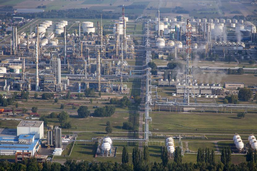 PKN Orlen (Płock) PKN Orlen (Płock)