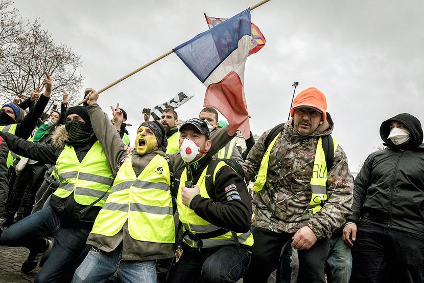 ZŁOŚĆ NA DROGĄ ENERGIĘ: ZŁOŚĆ NA DROGĄ ENERGIĘ: