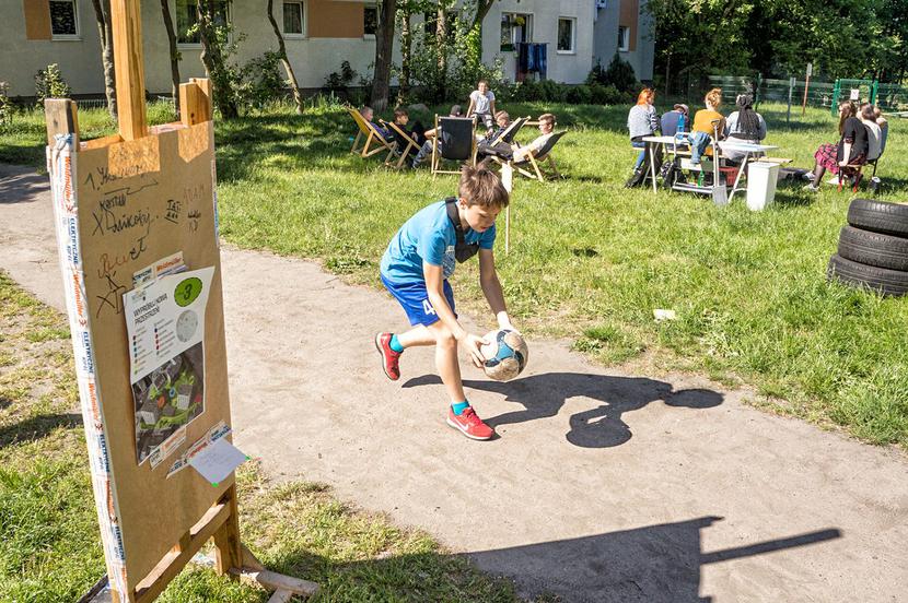 NA POMOC LUDZIOM: NA POMOC LUDZIOM: