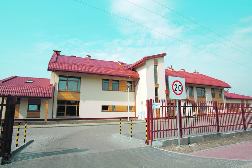 INWESTYCJA = OSZCZĘDNOŚĆ: INWESTYCJA = OSZCZĘDNOŚĆ: