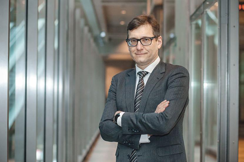 POWRÓT NA SZCZYTY: POWRÓT NA SZCZYTY: