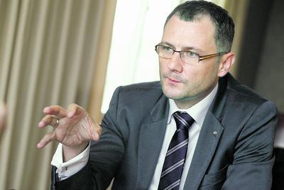 Chcemy zagwarantować sobie bezpieczne dostawy paliwa po konkurencyjnej cenie — tłumaczy Krzysztof Zamasz, prezes poznańskiej grupy energetycznej kontrolowanej przez państwo, wezwanie na prywatną kopalnię spod Lublina. Motywów rynek nie kwestionuje, gorzej z metodami.