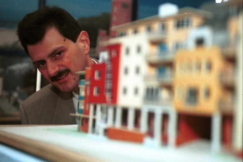 Tomasz Błeszyński, doradca na rynku nieruchomości Tomasz Błeszyński, doradca na rynku nieruchomości