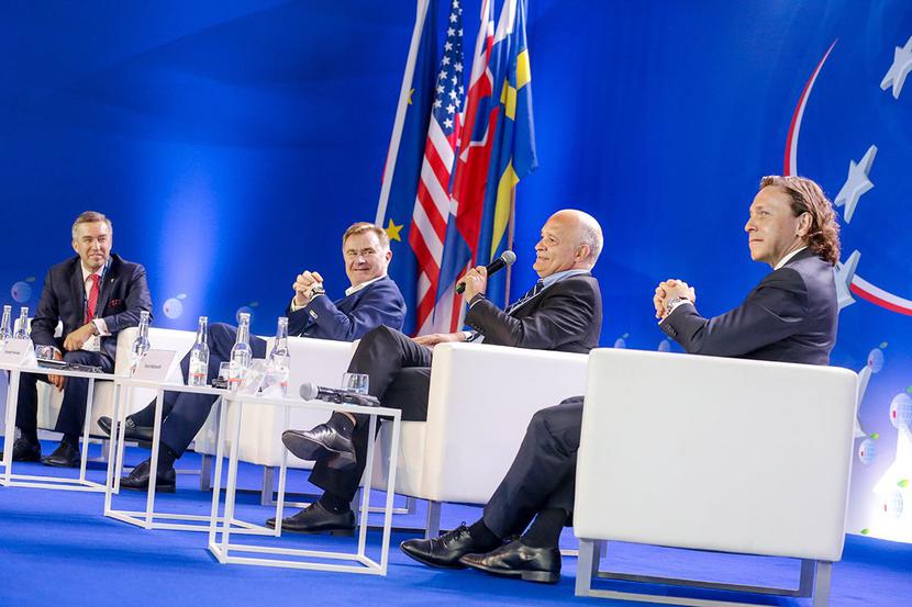 WSPARCIE DLA INWESTORÓW: WSPARCIE DLA INWESTORÓW: