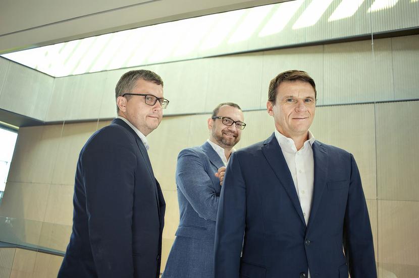 ŚWIATŁO ZE SZWAJCARSKIM WSPARCIEM: ŚWIATŁO ZE SZWAJCARSKIM WSPARCIEM: