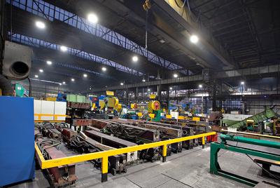 Kuźnia Polska Skoczów — po wymianie oświetlenia z konwencjonalnego na LED na terenie zakładu zużycie energii elektrycznej na oświetlenie zostało zredukowane o ponad 70 proc.