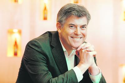 Andrew Highcock, prezes Kompanii Piwowarskiej, i Tomasz Bławat, prezes Carlsberg Polska, uważają niewielki wzrost rynku za sukces. Dziś statystyczny Polak wypija już 98 litrów piwa rocznie.