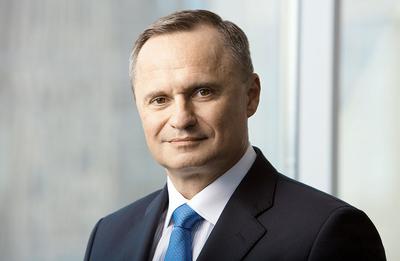 W połączonym banku Leszek Czarnecki, który kontroluje 77 proc. akcji Idea Banku i 62 proc. Getin Noble, będzie miał 65,9 proc. akcji. Jeśli sprzeda bank, jego udziały drastycznie się rozwodnią.