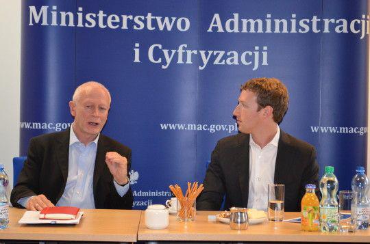 Minister Michał Boni i Mark Zuckerberg FOT. mac.gov.p Minister Michał Boni i Mark Zuckerberg FOT. mac.gov.p