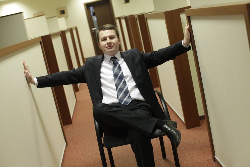 Michał Krajkowski, główny analityk Domu Kredytowego Notus. Michał Krajkowski, główny analityk Domu Kredytowego Notus.