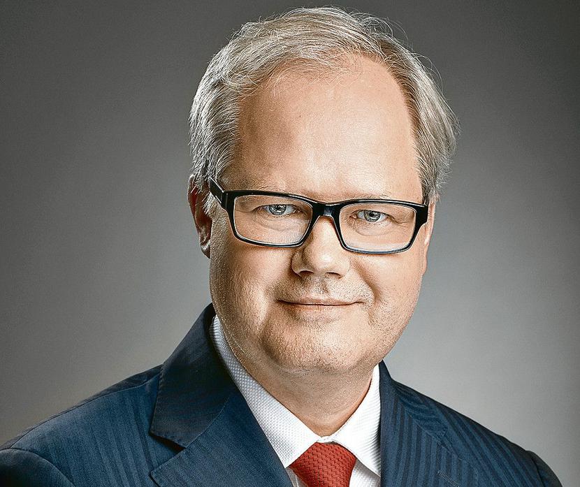 JEDNĄ NOGĄ W ARMII: JEDNĄ NOGĄ W ARMII: