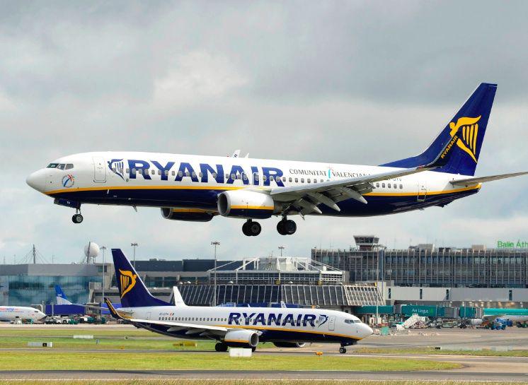 Samoloty Ryanair (fot. Bloomberg) Samoloty Ryanair (fot. Bloomberg)