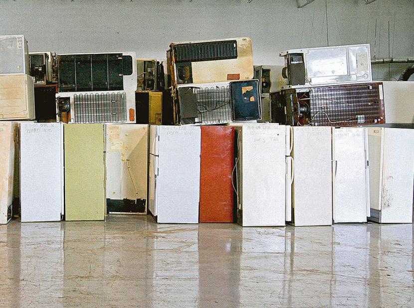 Zużyte lodówki (FOT. Bloomberg) Zużyte lodówki (FOT. Bloomberg)