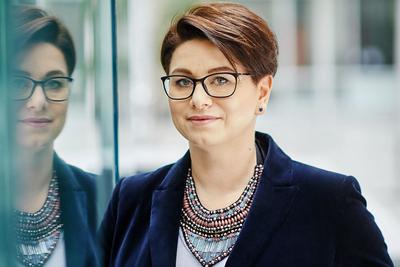 Patrycja Klarecka, prezes PARP, podkreśla, że agencja wypracowała założenia programu Elektro ScaleUP wspólnie ze wszystkimi uczestnikami rynku zainteresowanymi tym sektorem. — Chcemy, aby Elektro ScaleUp przyniósł konkretne efekty dla rozwoju branży — zaznacza Patrycja Klarecka. [