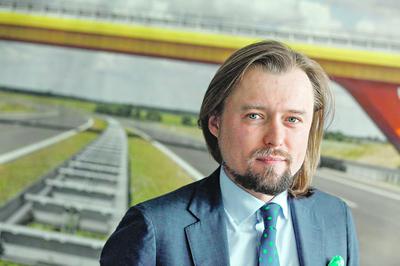 — Pierwszy konkurs ma umożliwić firmom zdobycie doświadczenia w obszarze innowacji w mniejszej skali i otworzyć na współpracę z naukowcami. Kolejne nabory będą dotyczyły m.in. bardziej zaawansowanych projektów i rozwoju biznesu — mówi Mariusz Frankowski, dyrektor MJWPU.