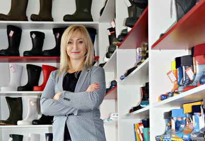 Nie wszyscy, siedząc przed komputerem, marnują czas. Są tacy, którzy budują w ten sposób prężnie działające firmy — mówi Honorata Piech-Wiśniewska, założycielka Firmy Handlowej Polbut.