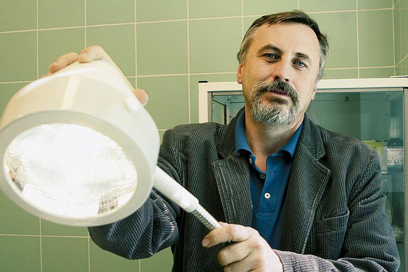 Prof. Tadeusz Pieńkowski Prof. Tadeusz Pieńkowski