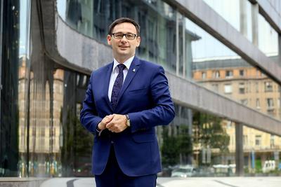 Daniel Obajtek, prezes Orlenu, spotkał się ostatnio z Robertem Kubicą, kierowcą rajdowym. Zaowocowało to plotkami o przejściu sportowca pod skrzydła Orlenu. Zarząd dementuje.