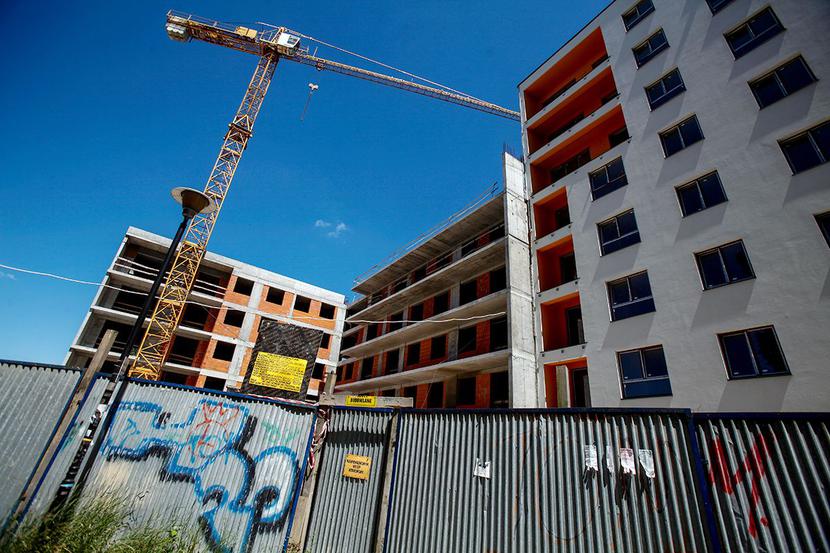 INTERES, ALE NIE ZŁOTY: INTERES, ALE NIE ZŁOTY: