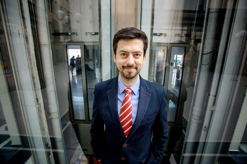 KRÓTKO- WZROCZNIE: KRÓTKO- WZROCZNIE: