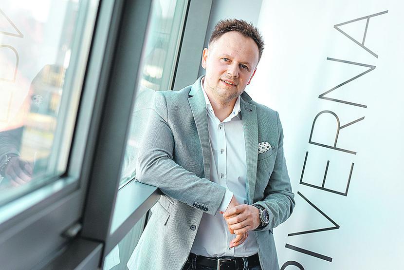 CHWILA PRZERWY: CHWILA PRZERWY: