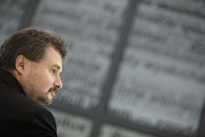 Urząd Ochrony Konkurencji i Konsumenta, którego prezesem jest Marek Niechciał, już zapowiedział, że przyjrzy się transakcji zakupu Eurozetu przez Agorę.