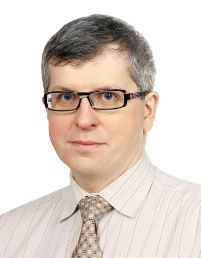 Powinno się unikać opalania. Pełne wystawianie się na słońce nie powinno przekraczać 10 minut w godzinach popołudniowych. Nie ma też bezpiecznej dawki solarium — twierdzi prof. dr hab. Piotr Rutkowski, kierownik Kliniki Nowotworów Tkanek Miękkich, Kości i Czerniaków w warszawskim Centrum Onkologii — Instytucie im. Marii Skłodowskiej-Curie.