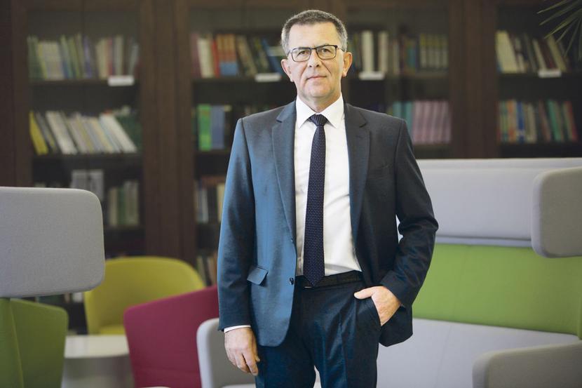 15 MIESIĘCY PRZERWY: 15 MIESIĘCY PRZERWY: