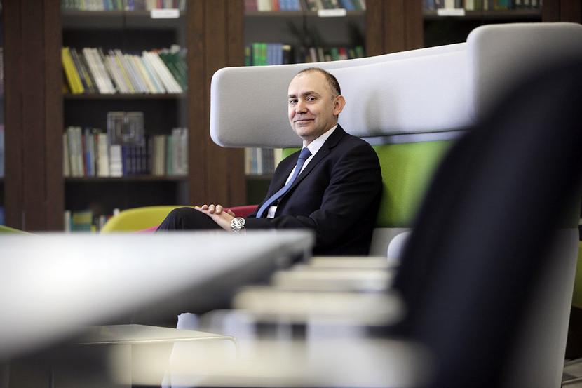 Pasuje jak ulał Pasuje jak ulał