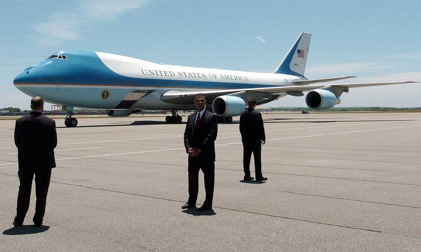 Air Force One czeka na prezydenta (fot. Bloomberg) Air Force One czeka na prezydenta (fot. Bloomberg)