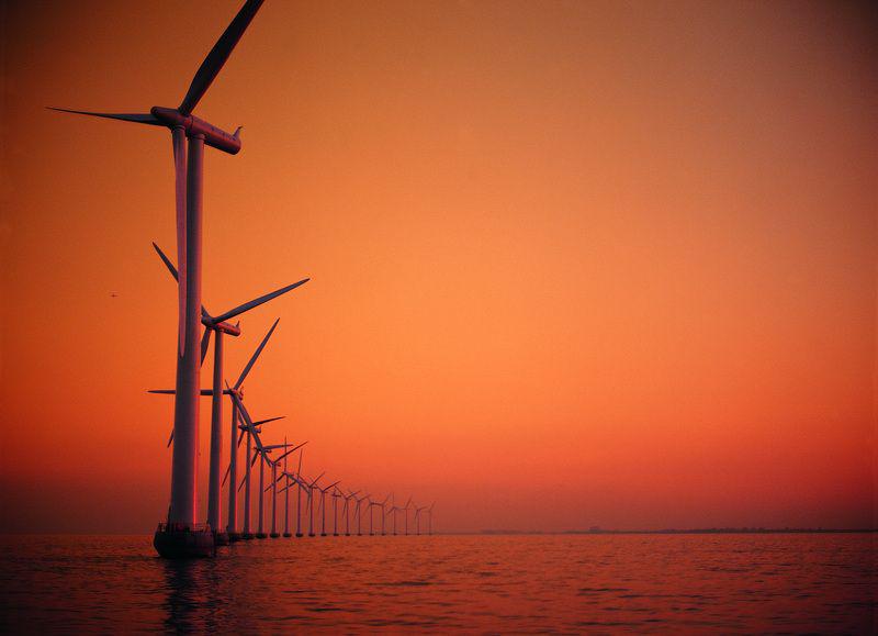 Farma wiatraków koło Kopenhagi wyposażona w urządzenia LM Wind Power, fot. LM WP Farma wiatraków koło Kopenhagi wyposażona w urządzenia LM Wind Power, fot. LM WP