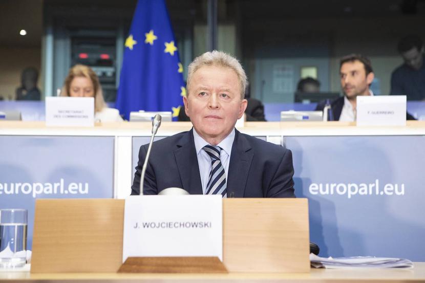 Janusz Wojciechowski Janusz Wojciechowski
