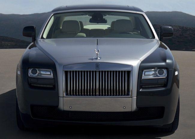 Rolls-Royce Ghost, takie auto kupił sobie 24-letni mieszkaniec Indii (fot. Rolls-Royce) Rolls-Royce Ghost, takie auto kupił sobie 24-letni mieszkaniec Indii (fot. Rolls-Royce)
