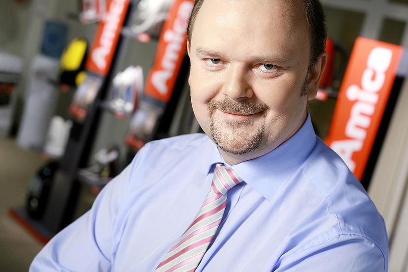 INWESTYCJE W DÓŁ: INWESTYCJE W DÓŁ: