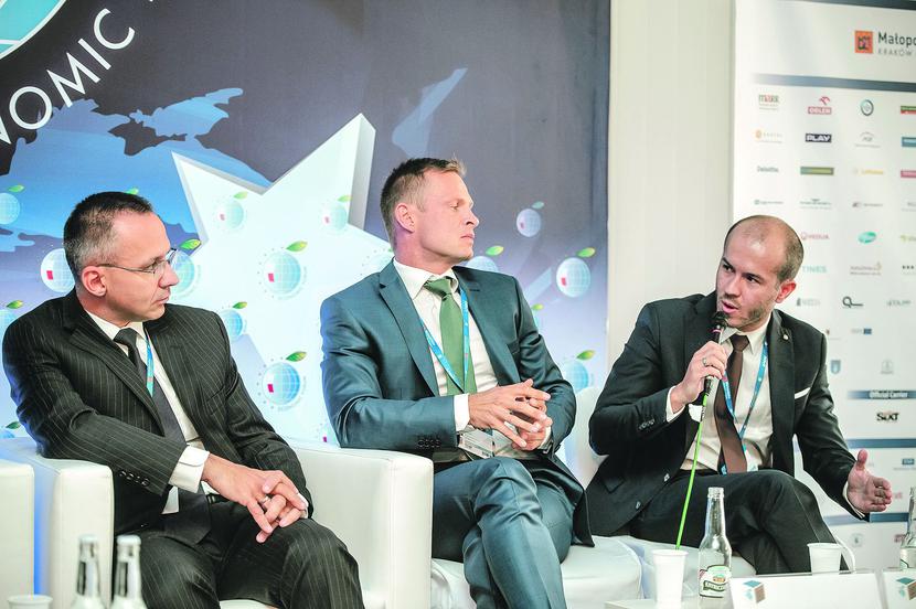 MŁODZI RADZĄ STARSZYM: MŁODZI RADZĄ STARSZYM: