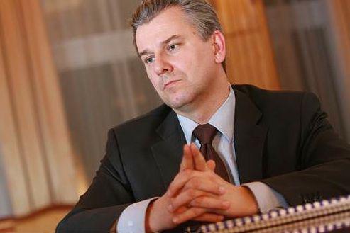Minister Cezary Grabarczyk Minister Cezary Grabarczyk