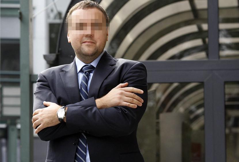 WOLAŁ BYĆ W CIENIU, A JEST W CELI: WOLAŁ BYĆ W CIENIU, A JEST W CELI: