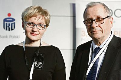 Miniony rok był dla nas dużo lepszy pod względem spływunależności. To głównie efekt nacisku na weryfikacjękontrahentów oraz ich dywersyfikacji. Nauczyło nas tegodoświadczenie z dużą firmą, która odpowiadała za 70 proc.naszych wpływów i przestała płacić — mówi TomaszTandeck, prezes PBM Saturn. Obok na zdjęciu JoannaCieślik, prokurent w tej samej firmie.