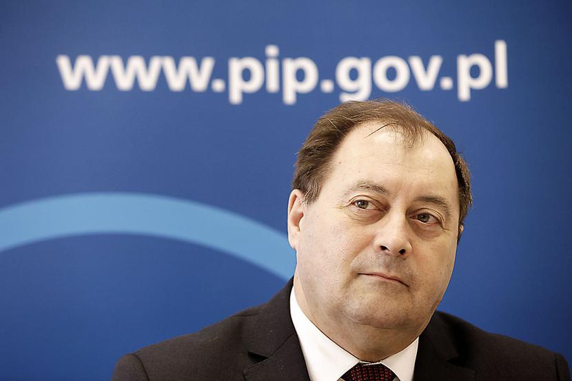WIĘCEJ UPRAWNIEŃ: WIĘCEJ UPRAWNIEŃ: