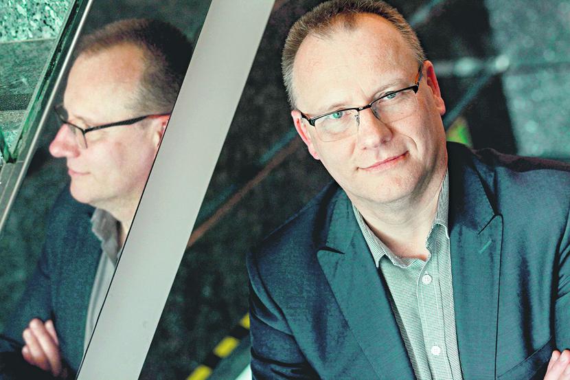 WYJŚCIE Z WIRAŻU: WYJŚCIE Z WIRAŻU: