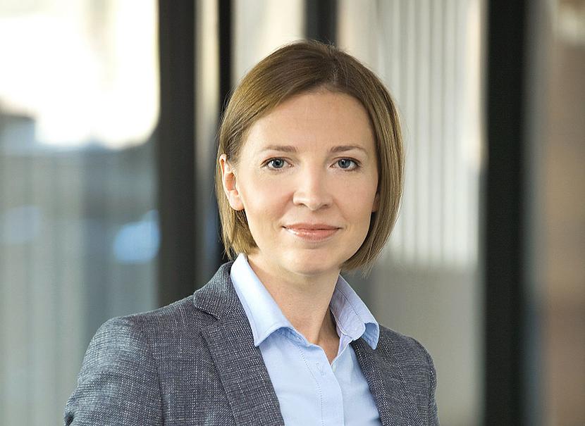 IDZIE NOWE: IDZIE NOWE: